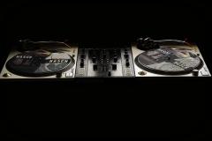 TURNTABLES1