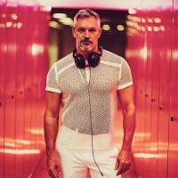 Vuletta J. (Dj Bobski) is online.