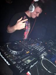 DJ UNIQUE JUNE SET [TECH/TECHNO/TRIBAL CLOSING) 28.06.2014