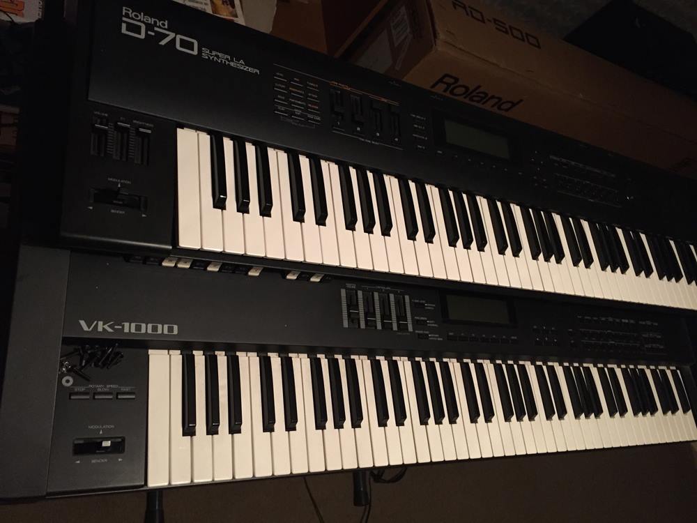 My old keyboards. Vintage sounds!