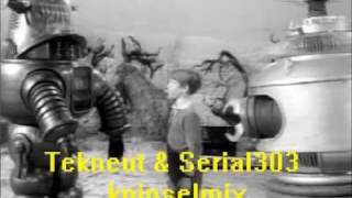 Tekneut &amp; Serial303 - Knipselmix
