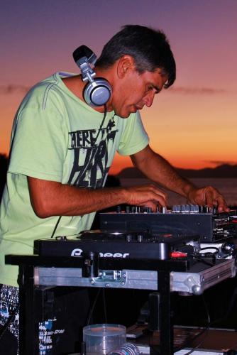 Pure House Grooves Funk The Beach ®