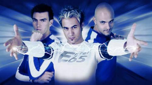 Mixhouse Vs. Eiffel 65. The Blue Contact Megamix by Jonas Mix Larsen.