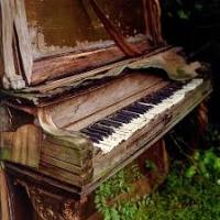 Jamm Fm Buys Old Piano